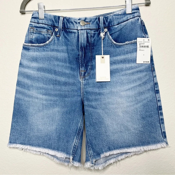 Good American Good Icon Short in Indigo073 - Picture 6 of 16